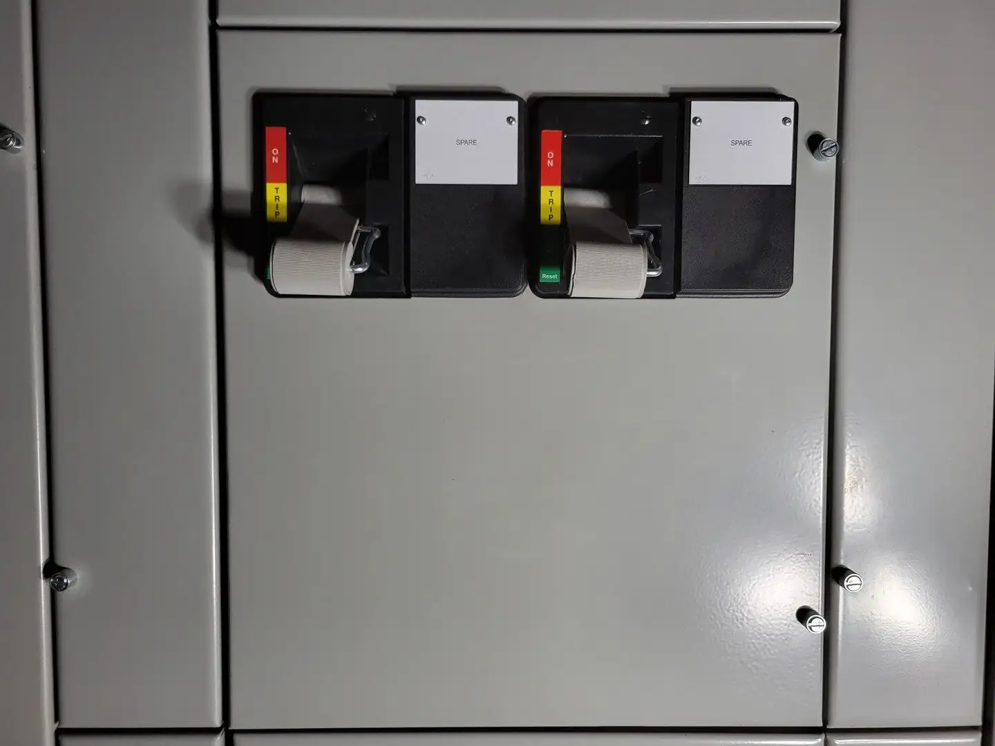 USED EATON HFD3050