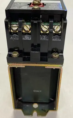 USED ALLEN-BRADLEY 700DC-P400Z24
