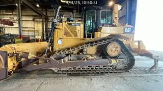 USED 2013 Caterpillar D6T XL