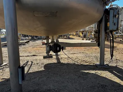 Tank, 1,000 Gallon, Jacketed, Insulated, Bottom Agitated, Stainless Steel, #5991479