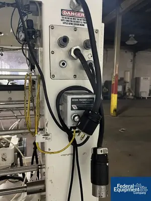USED General Packaging Equipment General Packaging Vertical Fill Form and Seal Machine