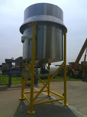 SPC9203  Tank 1900 gallon vertical tank, Stainless Steel, bottom & 1/3 up the side jacket, 3 hp bottom mounted agitator, dish