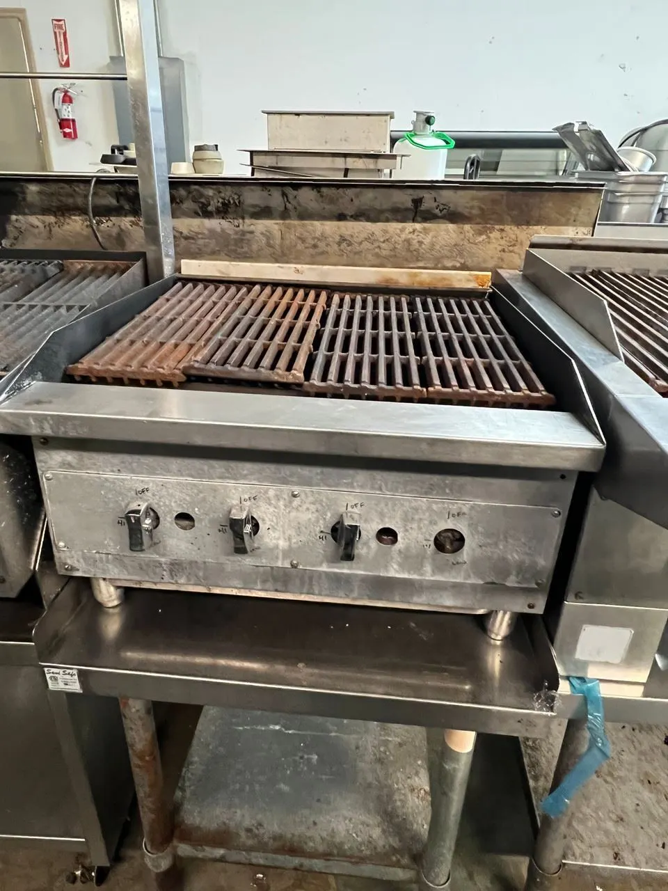75-0193 24” Gas Charbroiler