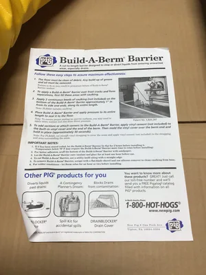 PIG Build-A-Berm Barrier PLR222