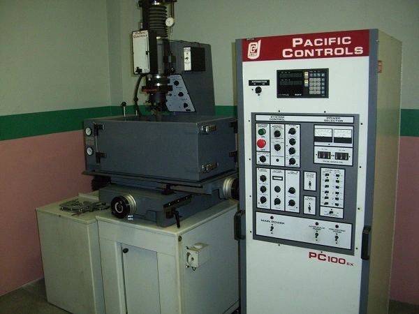 Used 1999 PACIFIC CONTROLS EDM Sinkers | Two Spade Machinery LLC #508353