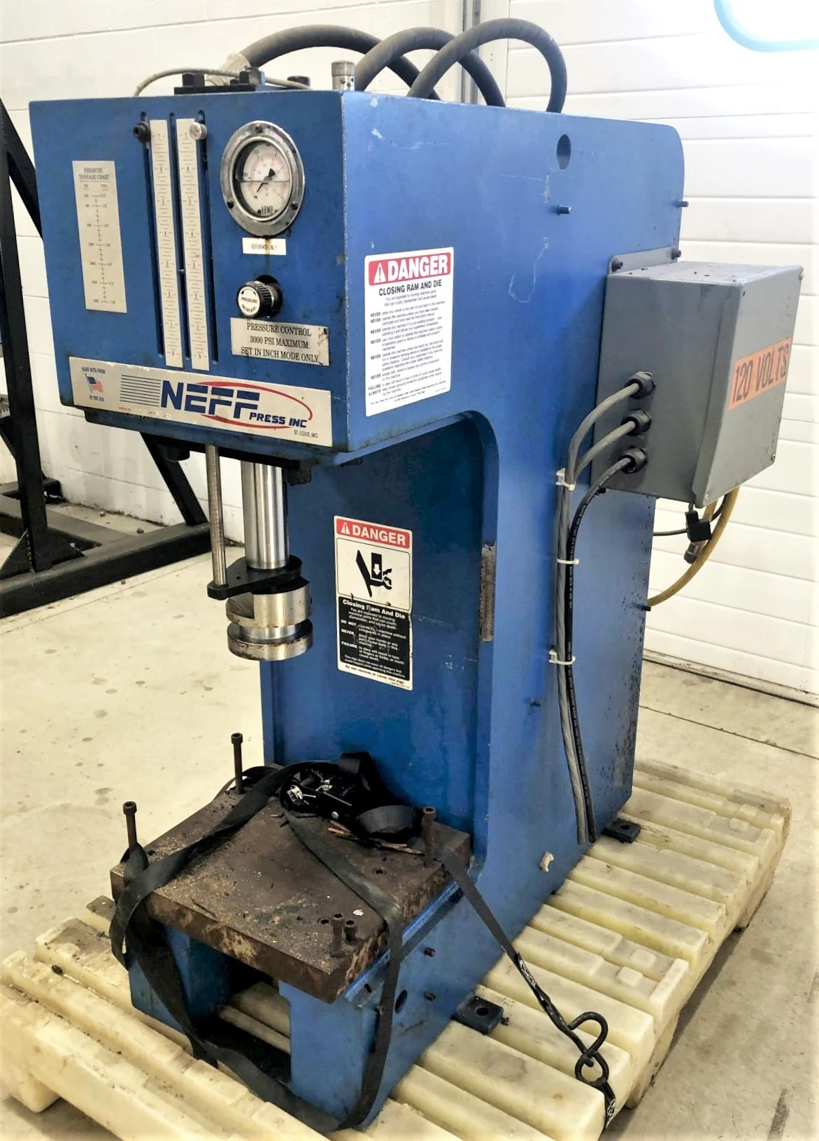 USED 2001 NEFF NEFF D7-5M PRESS