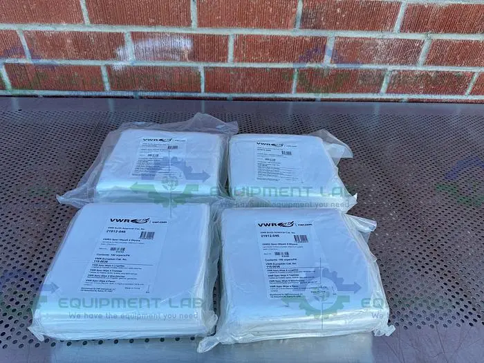 NEW LOT OF 4  - VWR 21912-046 SPEC WIPE 4 WIPERS POLYESTER WIPERS 9" X 9"