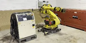 Used 2002 FANUC R-2000IA/165F Robots Michigan US | Aucto #1332270