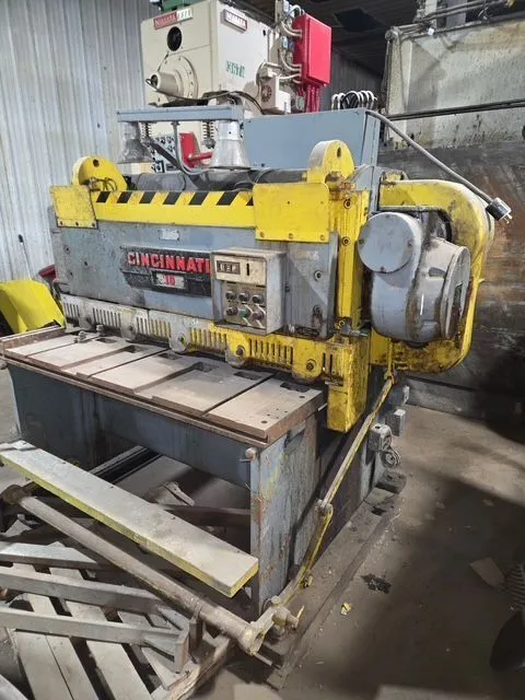 USED 1966 CINCINNATI 1004R
