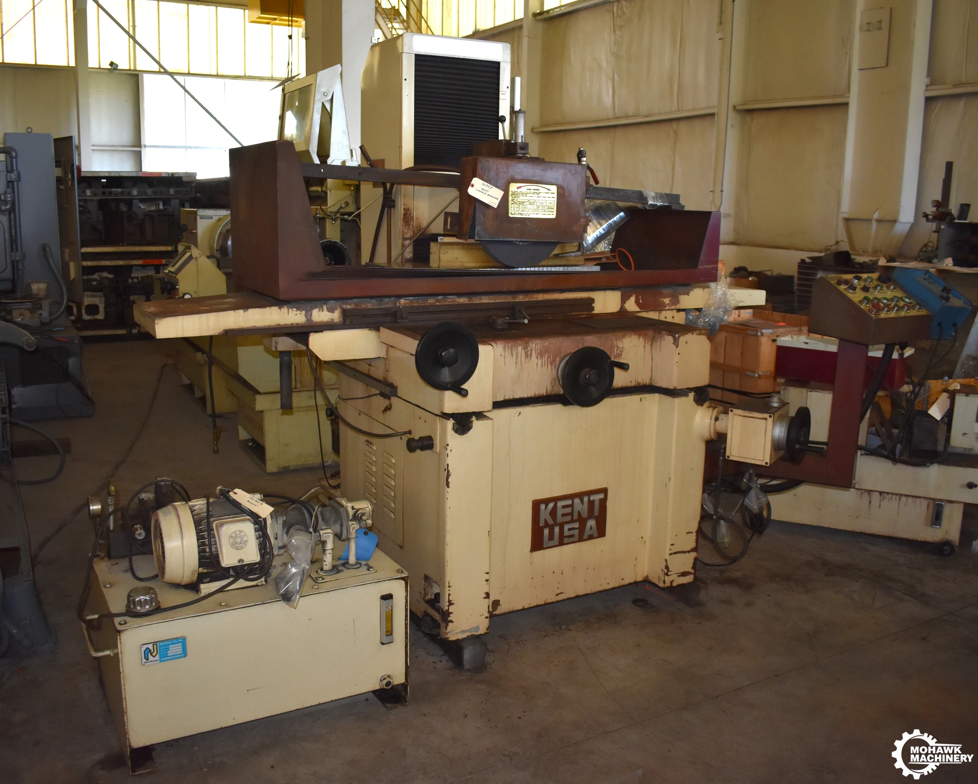 16" x 32" KENT USA "SGS-1632AHD" 3-AXIS AUTOMATIC HORIZONTAL-SPINDLE SURFACE GRINDER w/ELECTRO-MAGNETIC CHUCK - ACU-RITE DIGITAL READOUTS - INCREMENTAL CROSS & POWER DOWNFEED