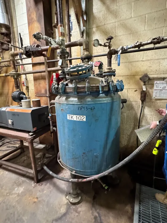 Used _UNKNOWN_ 100 GALLON Glass Lined Tanks New Jersey US | Perry Equipment #480664