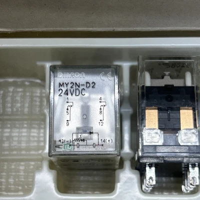 NEW Omron OMRON MY2N-D2