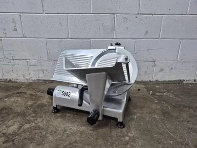 USED GLOBE G12