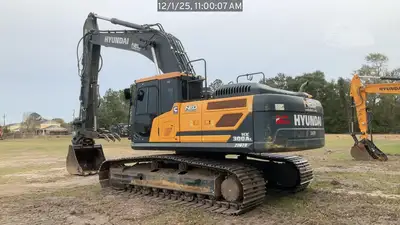 Used 2022 HYUNDAI HX300AL Crawler Excavators North Carolina US | National Equipment Dealers #1422475