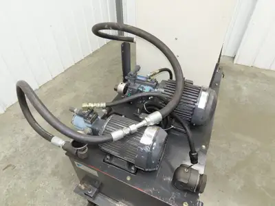 Daikin Hydraulic Power Unit 6.8GPM 220V w/Chiller 1.5kW & Circulation Pump/Motor