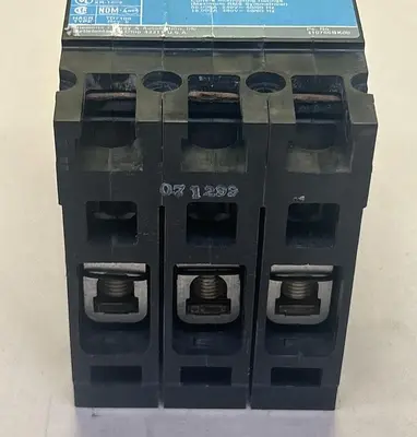Used SIEMENS ED43B060 Miscellaneous Equipment (Electrical & Power) | Surplus Asset Holdings #1196101