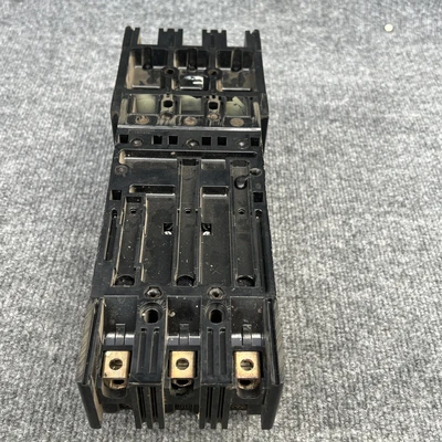 Used Federal Pacific XF632070 Circuit Breakers California US | Davliegogo LLC #1707101