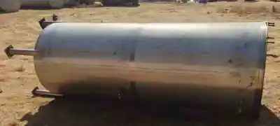 900 gal stainless steel tank