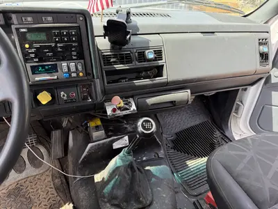 Used 2002 CHEVROLET C7500 Fuel & Lube Trucks Kentucky US | Proxy Equipment #1425954