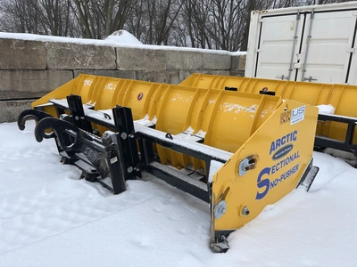 Used ARCTIC SECTIONAL SNOW PUSHER 13'6" Snow Removal & Equipment Indiana US | Miedema Asset Management Group #1424750