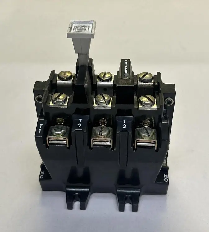 Used ALLEN-BRADLEY 42185-800-01 Miscellaneous Equipment (Electrical & Power) | Surplus Asset Holdings #1200986
