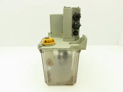 Lube AMO-IIIDS Digital Lubricator Oil Pump Oiler 3L Tank 180 mL/Min 220V 1PH