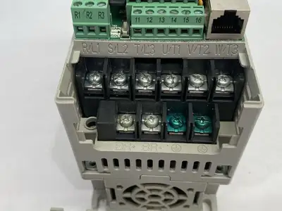 USED ALLEN-BRADLEY SER. A POWERFLEX 4- 0.4 KW (0.5 HP) AC DRIVE