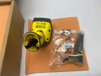 USED COGNEX DATAMAN 8072DL HANDHELD BARCODE SCANNER