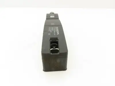 Schmersal AZM 200SK-T-1P2PW Safety Door Latch Interlock Solenoid