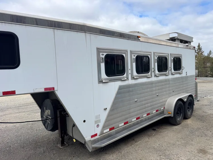 Used 2005 INTEGRITY LEGACY Livestock Trailers Ontario CA | Driven Equipment Solutions #1423071