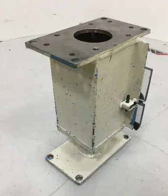 USED METAL FABRICATOR MAGNET