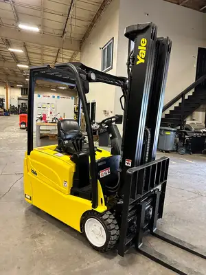 Used 2021 Yale ERP040VTN36TE094 3-Wheel Sit down Electric Counterbalance Forklifts New York US | United Lift #1566142