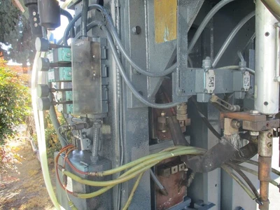125 KVA Automation Int Inc, dual head spot welder, w/ Allen Bradley control