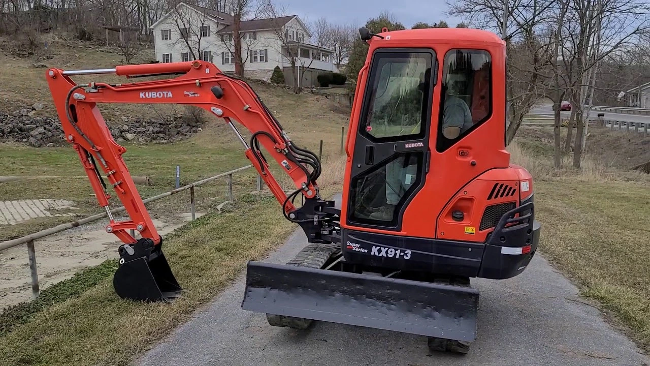 USED 2015 Kubota KX91-3S2
