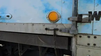 USED 2021 PETERBILT 330