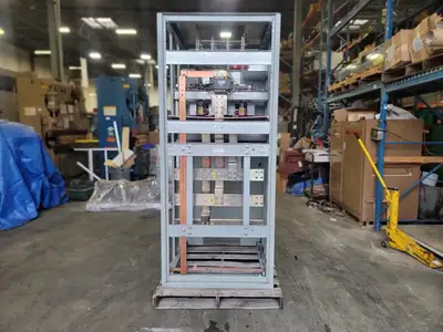 USED SQUARE D NW32H1