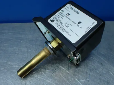 New | in-Stock UNITED ELECTRIC M721T63 Temperature Controls Ohio US | HGR 24 #755373