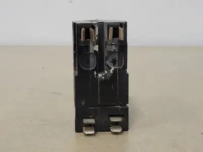 Used SQUARE D QO240 Switchgears British Columbia CA | Lenmark #239952
