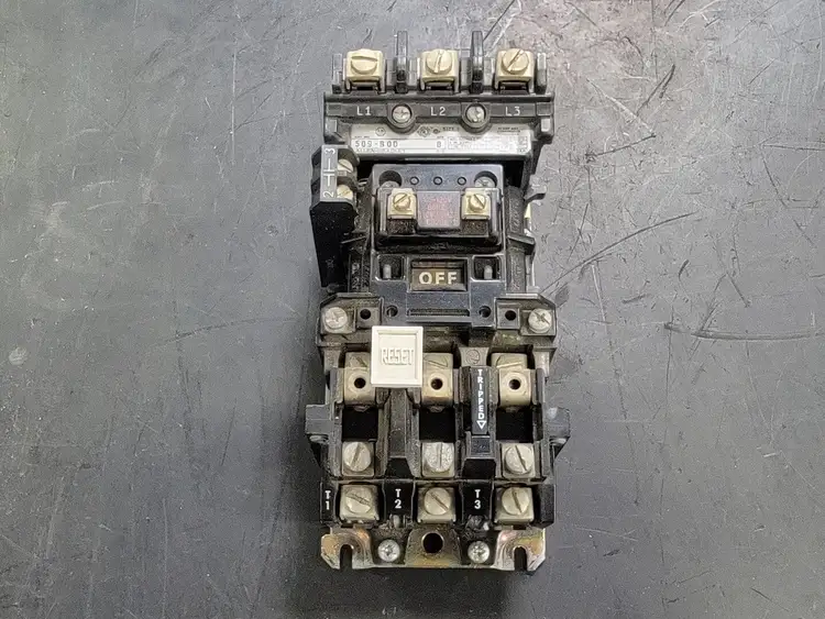 Used ALLEN-BRADLEY 595-A Switchgears British Columbia CA | Lenmark #244744