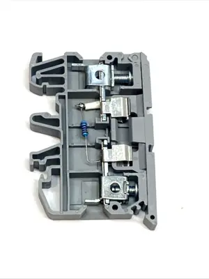 USED KONNECT-IT FUSE TERMINAL BLOCK 6.3A 300V 24VDC LED LOT OF 21