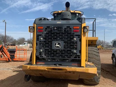2015 John Deere 824K-II