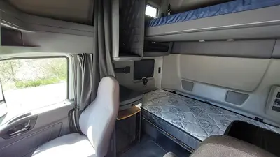 2019 INTERNATIONAL LT625 Sleeper Truck Tractor | Platinum Group (28)