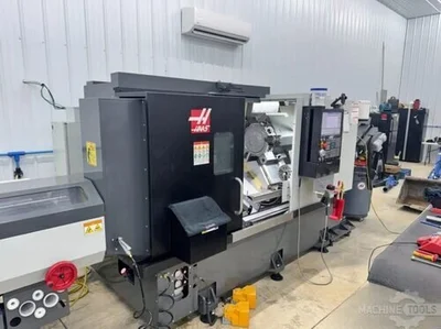 USED 2025 HAAS DS-30Y