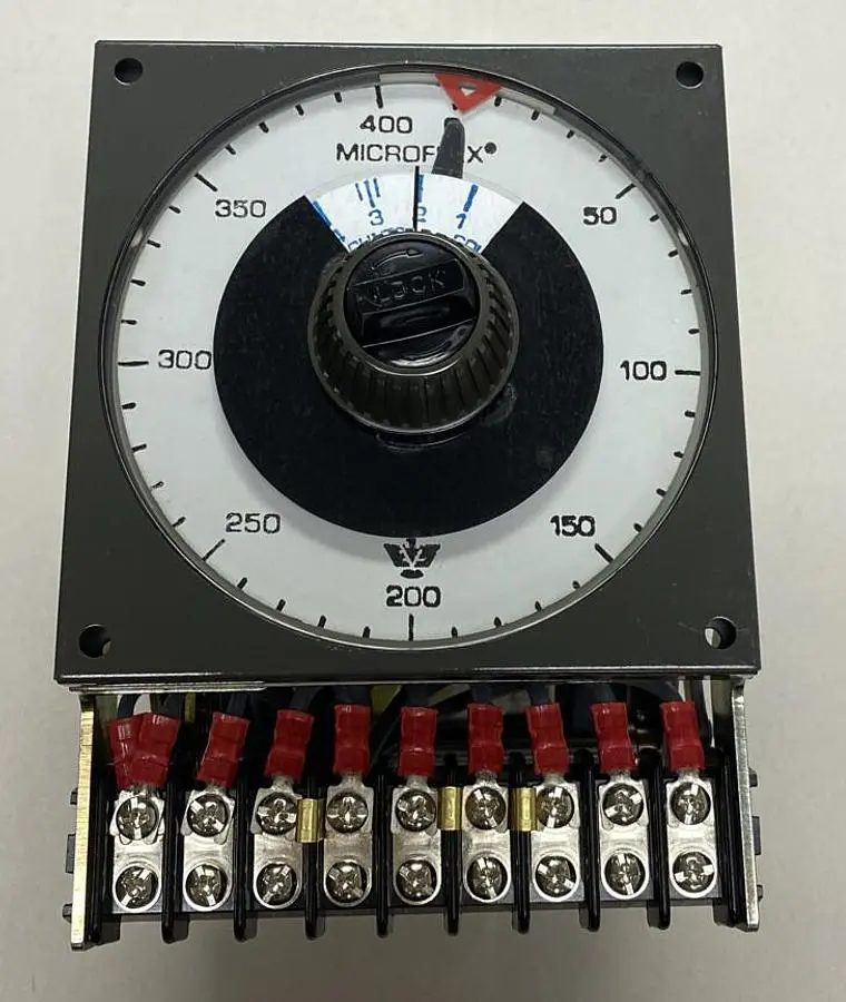New | in-Stock EAGLE SIGNAL HZ40A6B212 Counters/Timers | Surplus Asset Holdings #1226416