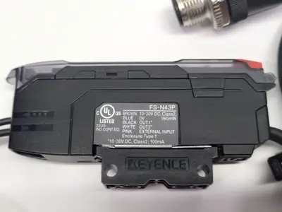 Used KEYENCE FS-N43P, FU-A100 Photoelectric Sensors Michigan US | Maverick Industrial Sales #1461041