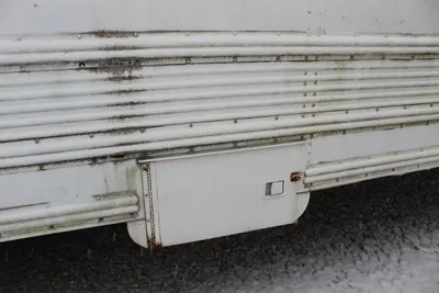 1996 INTERNATIONAL 3800 T444E BUS | Levy Recovery Group (16)