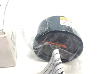 New | in-Stock AMETEK Pressure Gauge 1-1/2" Face, 1/8" NPT CBM, 160psi, 164306 Air Gages Michigan US | Maverick Industrial Sales #1393481