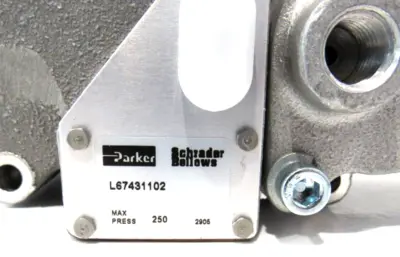 NEW PARKER L67431102 PILOT VALVE