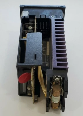 USED eurotherm 831/20A240V/120V-FC/M