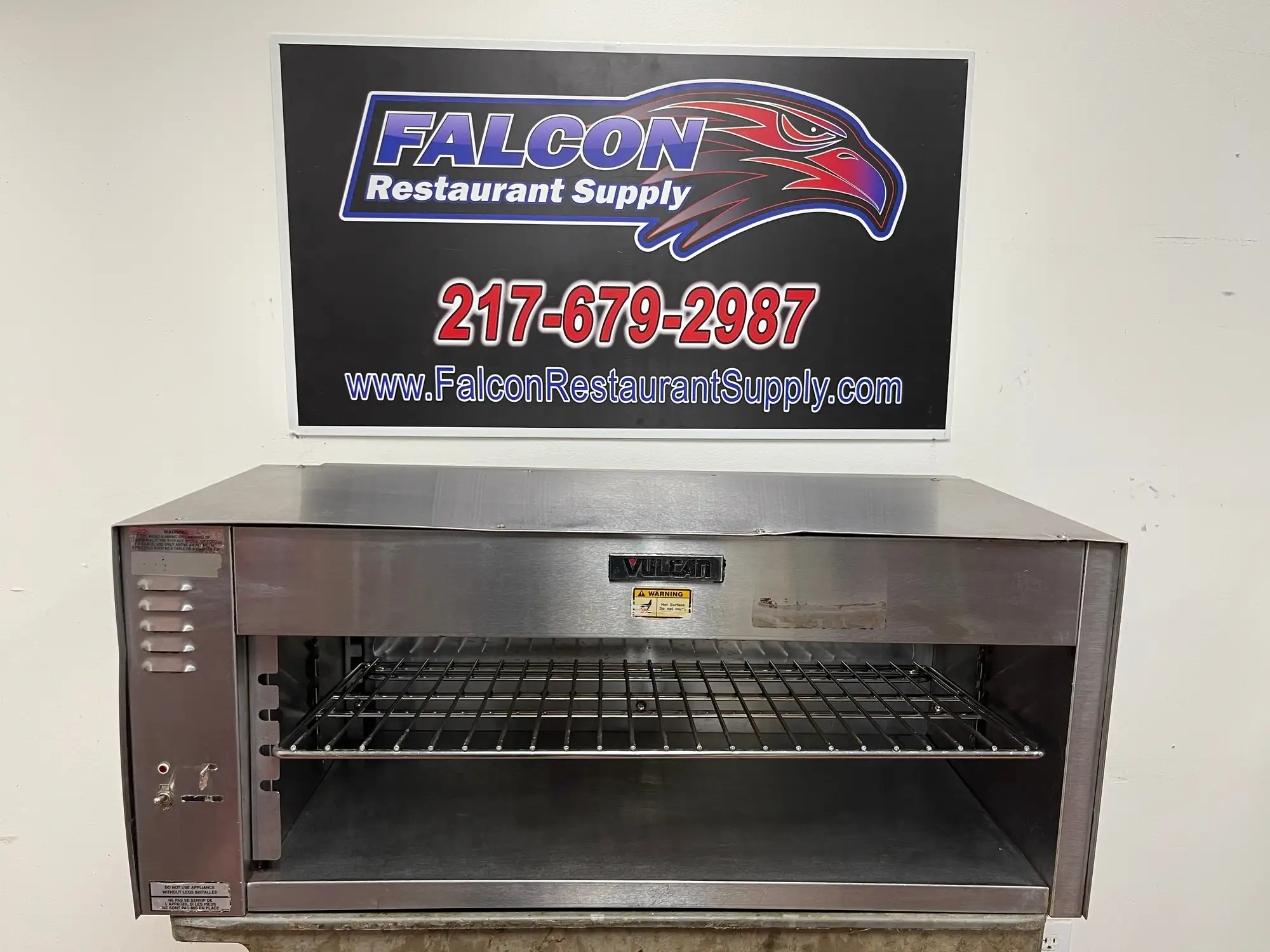 New | in-Stock Vulcan Used Vulcan 1036C 36 1/2" Countertop Cheese Melter - 208V, 3.6 kW - New Elements Salamanders & Cheese Melters Illinois US | Falcon Restaurant Supply #1374853